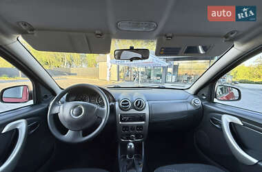 Внедорожник / Кроссовер Dacia Sandero StepWay 2009 в 