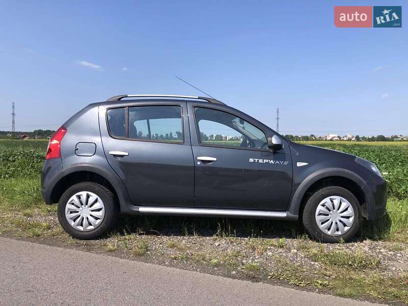 Внедорожник / Кроссовер Dacia Sandero StepWay 2012 в Стрые фото 78 Внедорожник / Кроссовер Dacia Sandero StepWay 2012 в Стрые