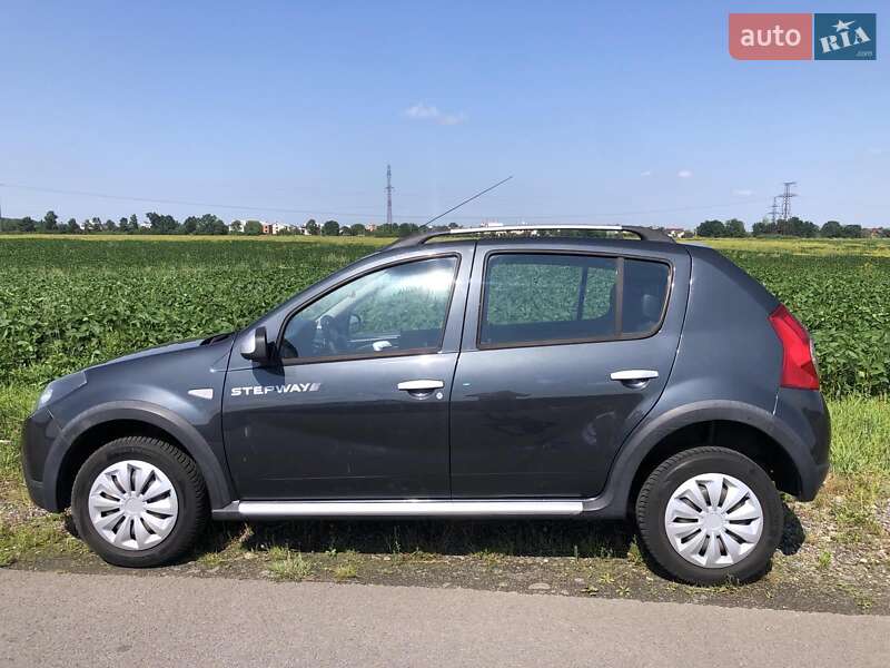 Внедорожник / Кроссовер Dacia Sandero StepWay 2012 в Стрые фото 80 Внедорожник / Кроссовер Dacia Sandero StepWay 2012 в Стрые