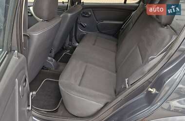 Внедорожник / Кроссовер Dacia Sandero StepWay 2010 в 