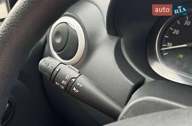 Внедорожник / Кроссовер Dacia Sandero StepWay 2012 в 