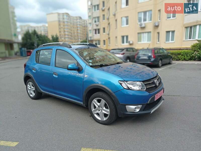 Dacia Sandero StepWay 2013 Dacia Sandero StepWay 2013