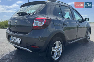 Внедорожник / Кроссовер Dacia Sandero StepWay 2016 в 
