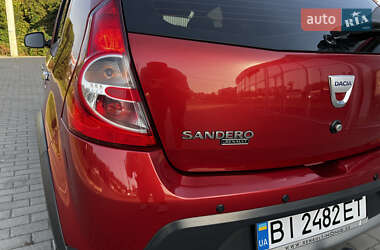 Позашляховик / Кросовер Dacia Sandero StepWay 2009 в  фото 9 Позашляховик / Кросовер Dacia Sandero StepWay 2009 в