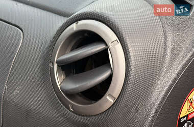 Позашляховик / Кросовер Dacia Sandero StepWay 2011 в 