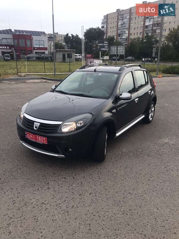 Внедорожник / Кроссовер Dacia Sandero StepWay 2010 в Ковеле