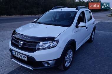 Внедорожник / Кроссовер Dacia Sandero StepWay 2015 в Кропивницком