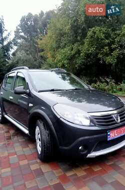 Внедорожник / Кроссовер Dacia Sandero StepWay 2011 в 