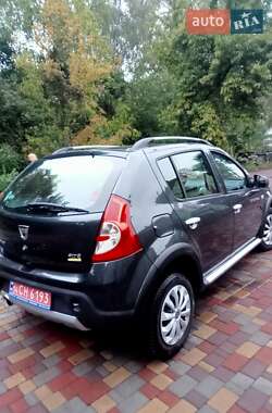Внедорожник / Кроссовер Dacia Sandero StepWay 2011 в 