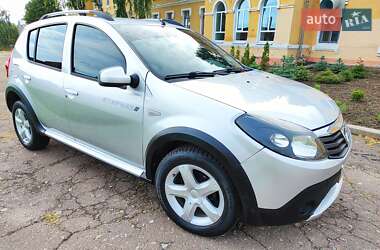 Внедорожник / Кроссовер Dacia Sandero StepWay 2012 в 