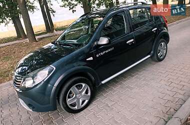 Внедорожник / Кроссовер Dacia Sandero StepWay 2010 в Полтаве