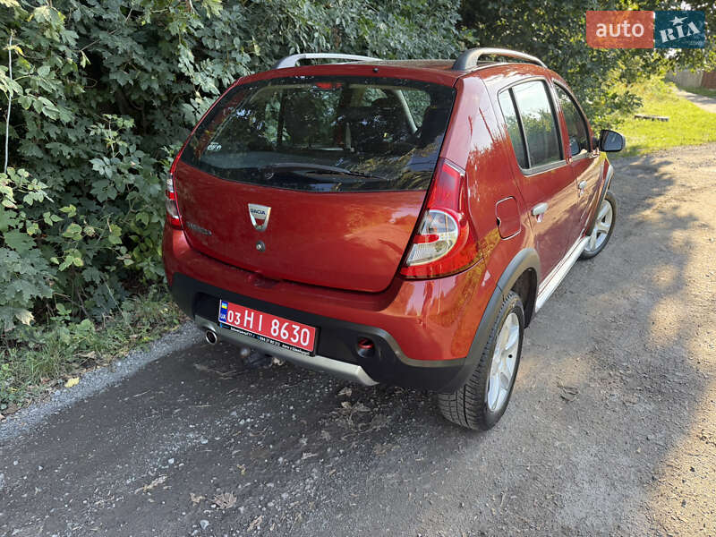 Внедорожник / Кроссовер Dacia Sandero StepWay 2011 в Ровно