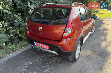 Внедорожник / Кроссовер Dacia Sandero StepWay 2011 в 