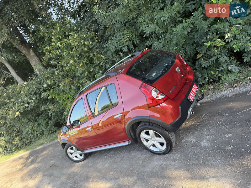 Внедорожник / Кроссовер Dacia Sandero StepWay 2011 в Ровно