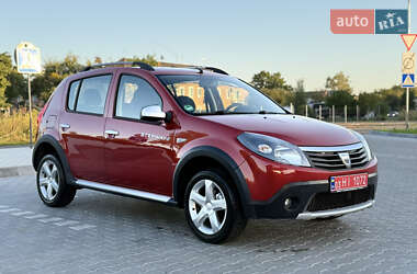 Внедорожник / Кроссовер Dacia Sandero StepWay 2011 в 