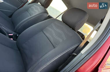 Внедорожник / Кроссовер Dacia Sandero StepWay 2011 в 