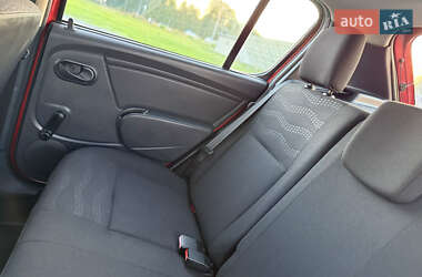 Внедорожник / Кроссовер Dacia Sandero StepWay 2011 в 