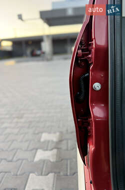 Внедорожник / Кроссовер Dacia Sandero StepWay 2011 в 
