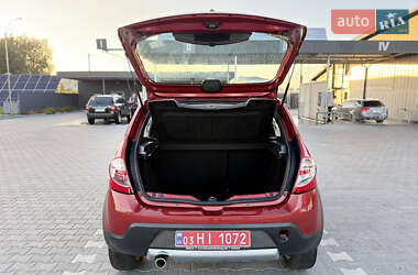 Внедорожник / Кроссовер Dacia Sandero StepWay 2011 в 