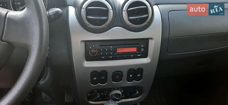 Внедорожник / Кроссовер Dacia Sandero StepWay 2012 в Чернигове