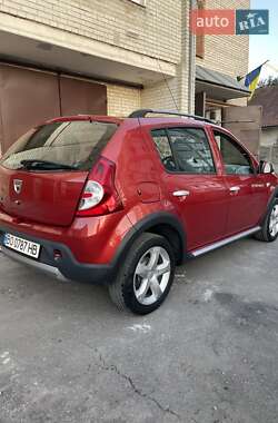 Внедорожник / Кроссовер Dacia Sandero StepWay 2010 в 