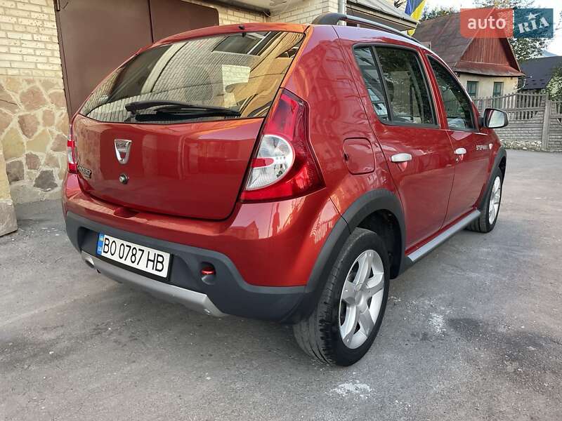 Внедорожник / Кроссовер Dacia Sandero StepWay 2010 в Тернополе
