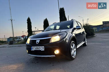 Внедорожник / Кроссовер Dacia Sandero StepWay 2011 в 