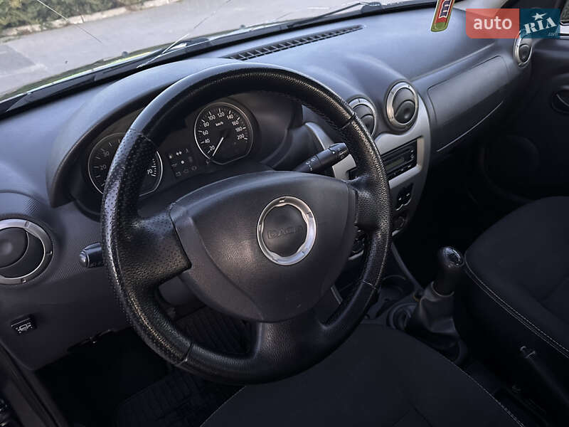 Внедорожник / Кроссовер Dacia Sandero StepWay 2011 в Сумах