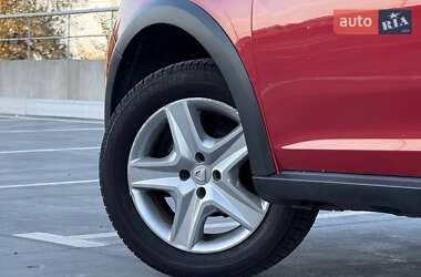 Внедорожник / Кроссовер Dacia Sandero StepWay 2014 в 