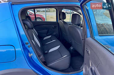 Внедорожник / Кроссовер Dacia Sandero StepWay 2013 в 