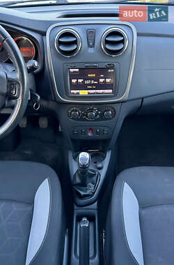 Внедорожник / Кроссовер Dacia Sandero StepWay 2013 в 