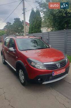 Внедорожник / Кроссовер Dacia Sandero StepWay 2011 в 