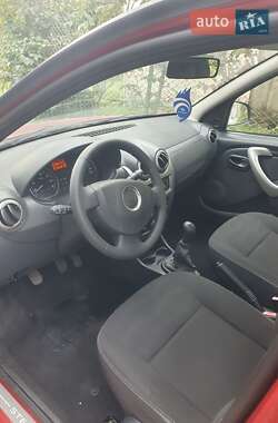 Внедорожник / Кроссовер Dacia Sandero StepWay 2011 в 