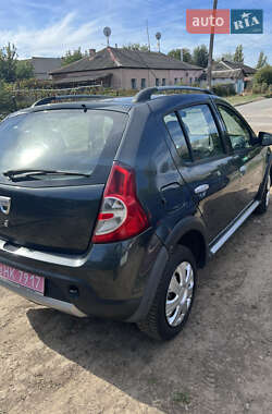 Внедорожник / Кроссовер Dacia Sandero StepWay 2010 в 