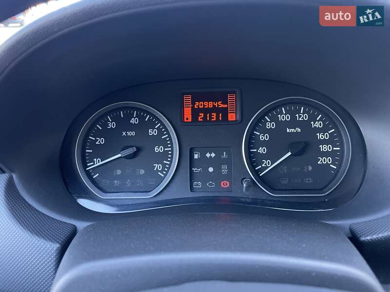 Внедорожник / Кроссовер Dacia Sandero StepWay 2011 в Сумах фото 5 Внедорожник / Кроссовер Dacia Sandero StepWay 2011 в Сумах