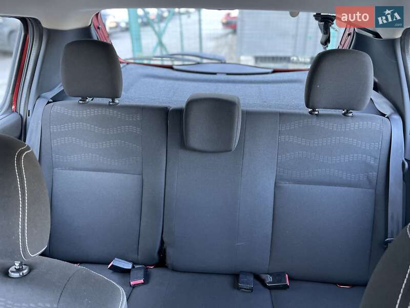 Внедорожник / Кроссовер Dacia Sandero StepWay 2011 в Сумах фото 58 Внедорожник / Кроссовер Dacia Sandero StepWay 2011 в Сумах
