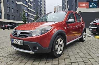 Позашляховик / Кросовер Dacia Sandero StepWay 2010 в Івано-Франківську
