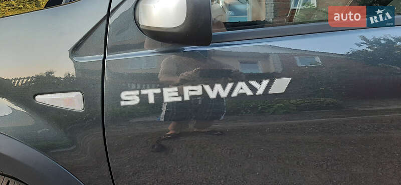 Внедорожник / Кроссовер Dacia Sandero StepWay 2012 в 