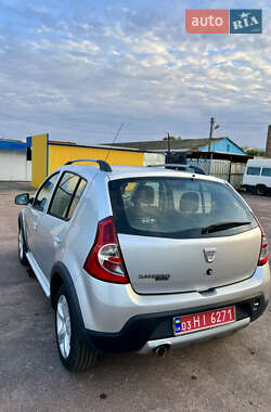 Внедорожник / Кроссовер Dacia Sandero StepWay 2011 в 
