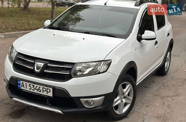 Внедорожник / Кроссовер Dacia Sandero StepWay 2015 в Чернигове