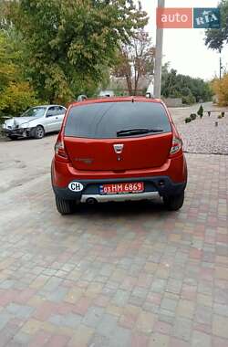 Позашляховик / Кросовер Dacia Sandero StepWay 2010 в  фото 4 Позашляховик / Кросовер Dacia Sandero StepWay 2010 в