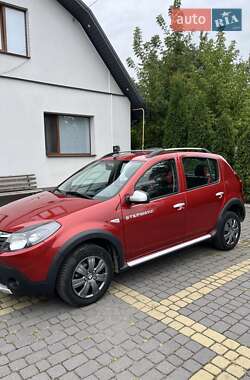 Внедорожник / Кроссовер Dacia Sandero StepWay 2012 в 