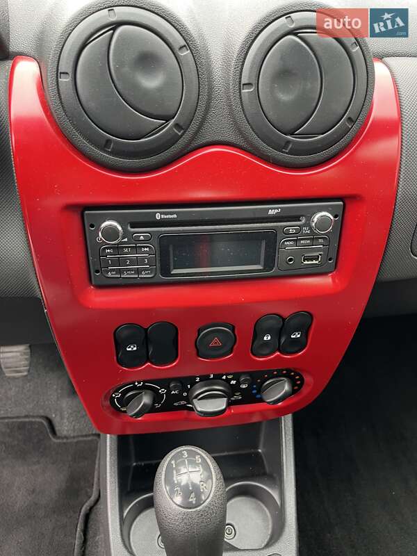 Внедорожник / Кроссовер Dacia Sandero StepWay 2012 в Виннице