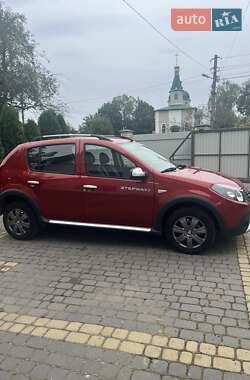 Внедорожник / Кроссовер Dacia Sandero StepWay 2012 в 