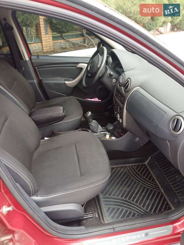 Внедорожник / Кроссовер Dacia Sandero StepWay 2010 в Лебедине фото 10 Внедорожник / Кроссовер Dacia Sandero StepWay 2010 в Лебедине