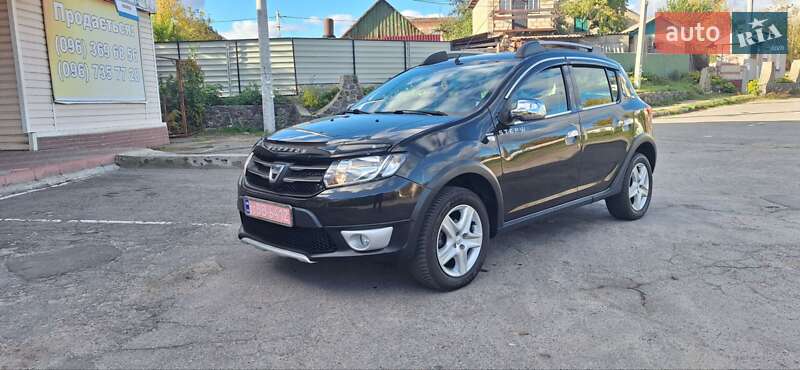 Позашляховик / Кросовер Dacia Sandero StepWay 2013 в Новоархангельську