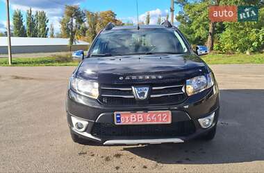 Внедорожник / Кроссовер Dacia Sandero StepWay 2013 в 