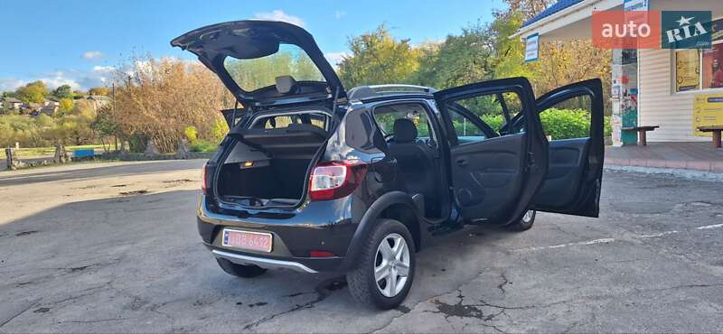 Позашляховик / Кросовер Dacia Sandero StepWay 2013 в Новоархангельську
