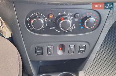 Внедорожник / Кроссовер Dacia Sandero StepWay 2013 в 