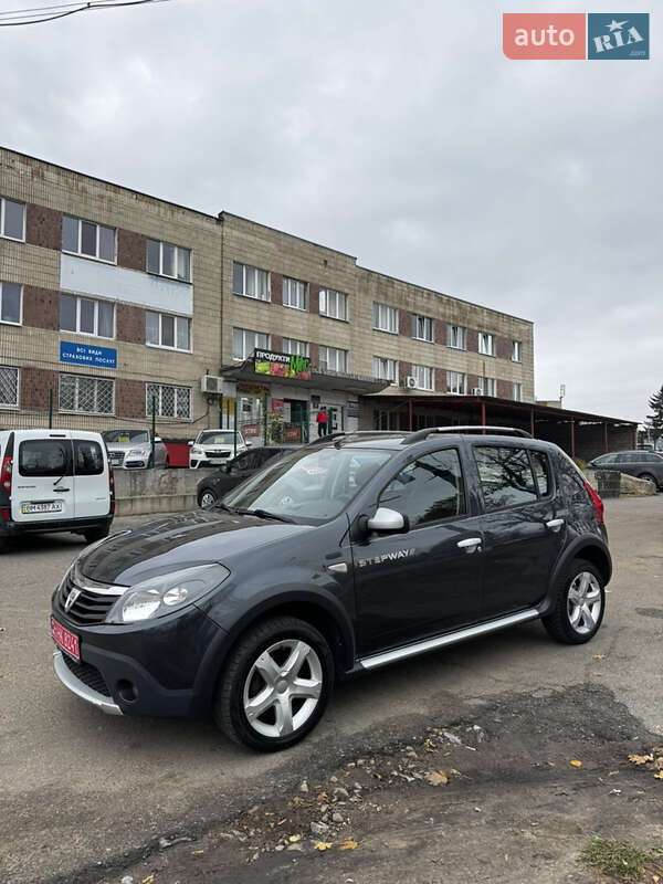 Позашляховик / Кросовер Dacia Sandero StepWay 2010 в Сумах фото 2 Позашляховик / Кросовер Dacia Sandero StepWay 2010 в Сумах